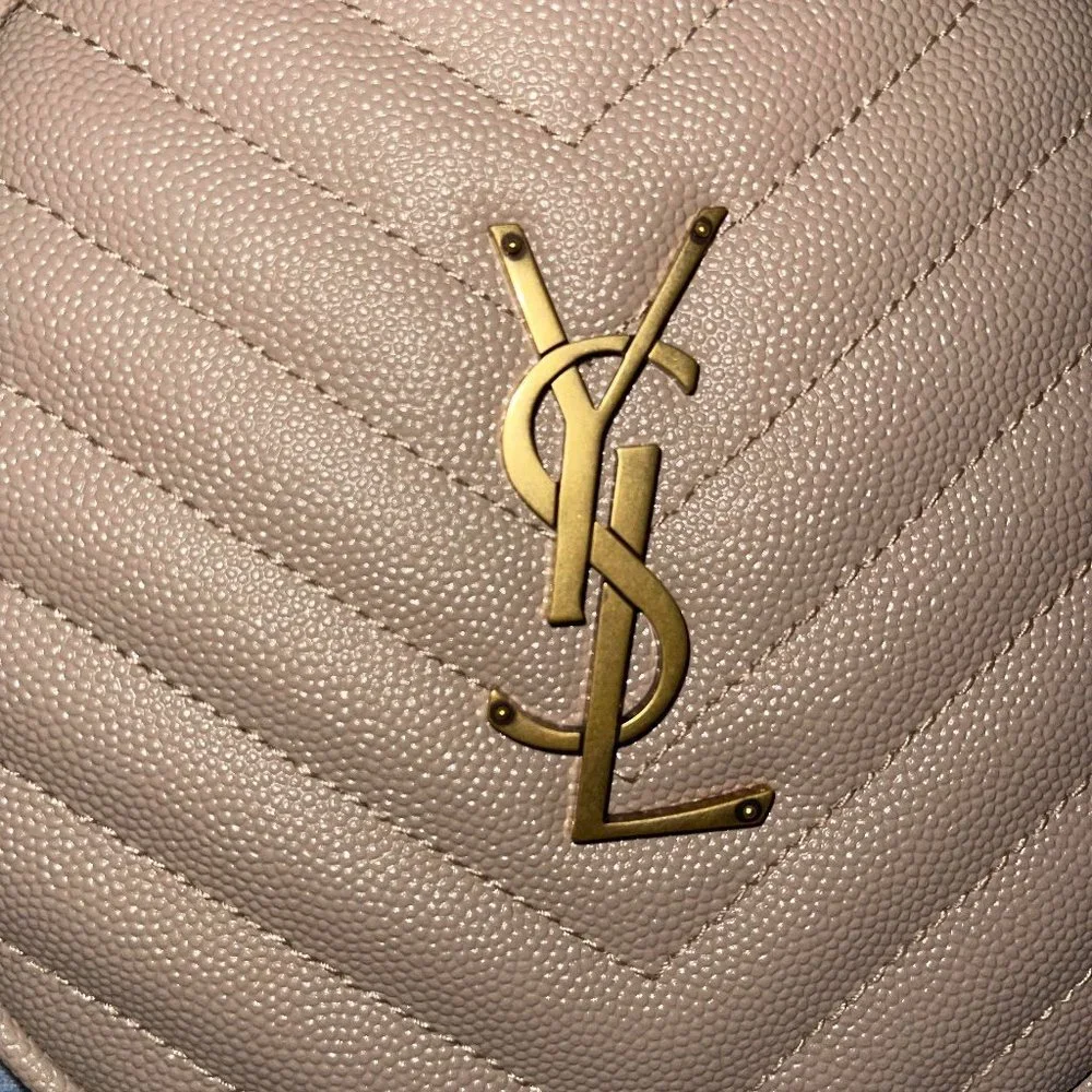 SAINT LAURENT PARIS Round Vinyl Crossbody Beige Color Bag Ladies (Small) - Picture 3 of 5